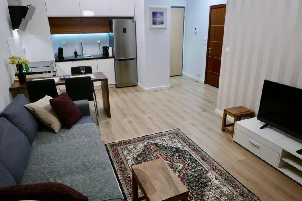Sarmacka Apartment In Wilanow Варшава Екстериор снимка